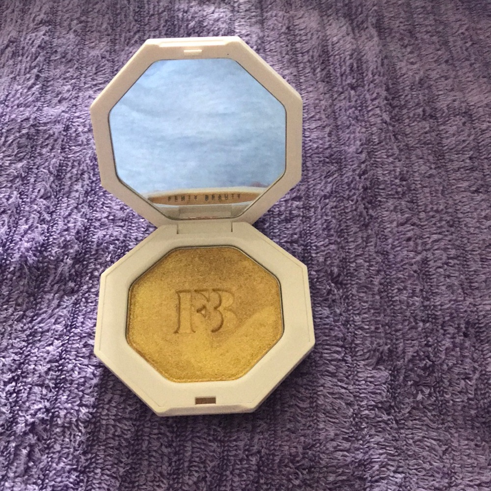 Trophy Wife Freestyle Highlighter